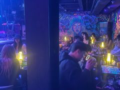 -vimi便利店酒吧