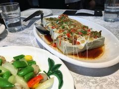 五彩珍珠马蹄小炒皇-五稻厨房粤西菜(新闻店)