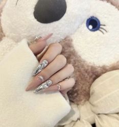 -斯馨·健康美甲美睫