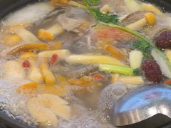 -九寨沟特色牦牛肉汤锅