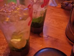 -Helens海伦司小酒馆(复旦大学店)