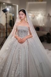 -艾米丽婚纱礼服
