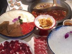 -大龙燚火锅(天安云谷店)