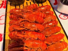 -肥肥虾庄·金牌油焖大虾(汉街SKP店)