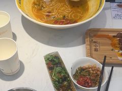 -粉小主·贵州酸汤牛肉粉(南京仙林金鹰店)