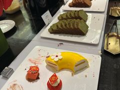 -圣丰索菲特·2 On 988 Café 自助餐厅