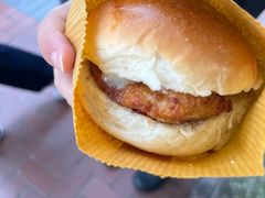 炸猪扒包-丹麦饼店