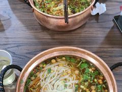 -云阿蛮云南生烫牛肉米线(奉贤路店)