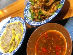 -锅来乐地锅鸡(安亭店)