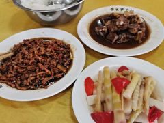-荣生萝卜汤饭店