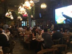 -胡桃里音乐餐厅(陶溪川店)(川湘赣菜·世界百大酒庄直供红酒·音乐表演)