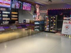 -嗨翻Hi-Fun竞技主题乐园·蹦床亲子生日轰趴(国光1937店)