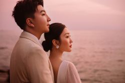 -巴黎婚纱摄影工作室