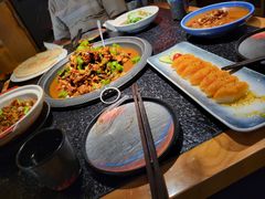 -侯志伟老街炒鸡(广济街店)