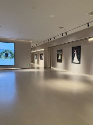 -乐派诗婚纱摄影