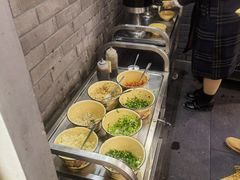 -拈签一笑黄牛肉辣卤串串