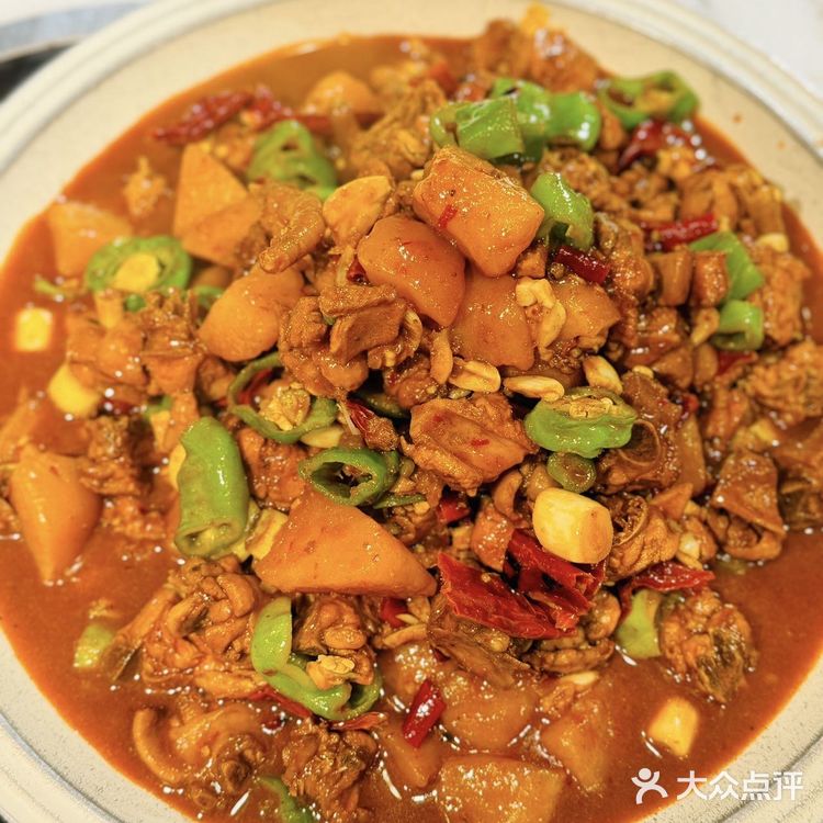 奎屯人更信任的老字号餐厅，天北新区俭寨小公鸡