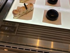 -Fridi Patisserie Cafe