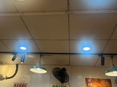 -柳州肥姨妈大骨螺蛳粉(东靖路店)