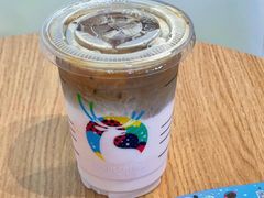 抓马西瓜拿铁-瑞幸咖啡(太阳百货店)