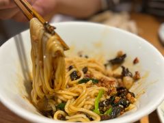 -一坐一忘云南菜(嘉里中心店)