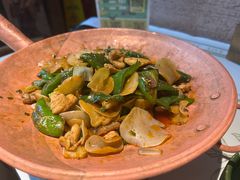 -云海肴·汽锅鸡·云南菜(天山百盛优客店)