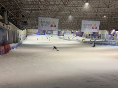 -乔波室内滑雪场