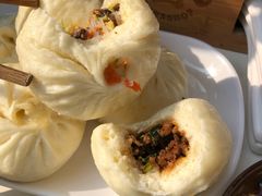 -李与白包子铺(桐梓林店)