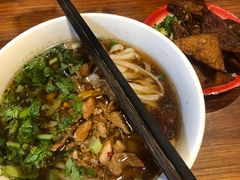 -矮子粉店1985·长沙米粉(湘春路店)