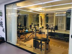 -简·无界健身工作室·运动康复·体态(石厦店)