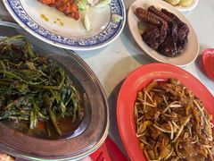 -黄亚华小食店(Jalan Alor)