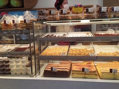 面包甜点陈列柜-珍糕兴(三林店)