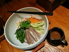 -云海肴·汽锅鸡·云南菜(天山百盛优客店)