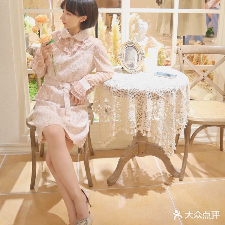 武汉探店 | 法式优雅轻奢服饰liailia周年庆✨