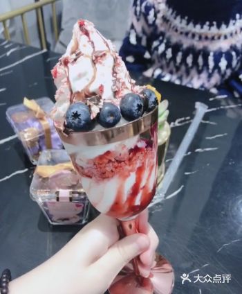 据说是随心情做的～各种样子～每次的造型都不一样