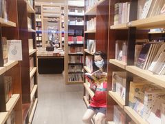 -覔书店(壹方城店)