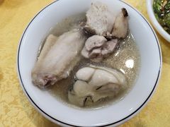 -濠轩阁特色生蚝火锅(水湾路店)