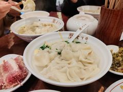 刀鱼馄饨-老半斋(福州路店)