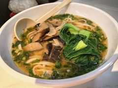 -湘人龙记老长沙米粉(华普国际大厦店)