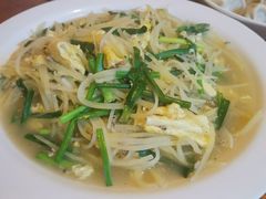 -闯关东东北农家菜(崂山石老人店)