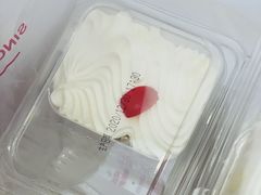 -红宝石·鲜奶小方·海派西点房(长阳店)