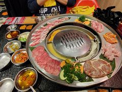 -哈哈碳都·牛肋条无限自助烤肉(宝龙店)