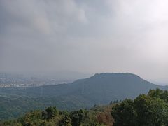 -灵岩山风景区