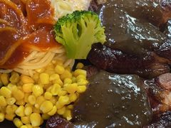 -汤姆家的牛排意面披萨(新城市广场店)