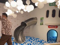 -涨巢·潮玩水疗局