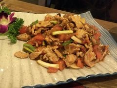 酸腌菜炒肉-紫滇源云南生态菜(丹凤街店)