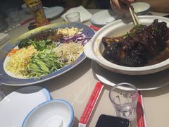 -老码头黑皮肘子锅包肉(赣水路店)