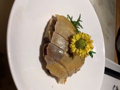 -吴越荣记苏州菜·松鼠桂鱼 100% 活鱼现做(月光码头店)