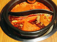 -牛小嫩串串火锅(老国贸总店)