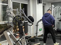 -超鹿运动(五四路恒力城店)